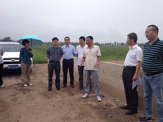 赤峰市农机监理：《北京市农业机械安全监督管理办法》立法工作小组来考察