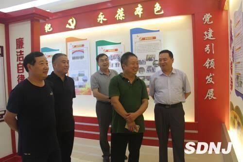 省农业机械技术推广站站长江平调研沂水农机化工作