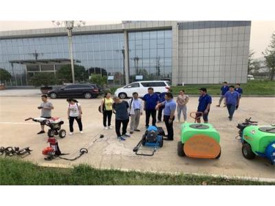 陕西：黄陵农机部门赴山东观摩学习新型农机具