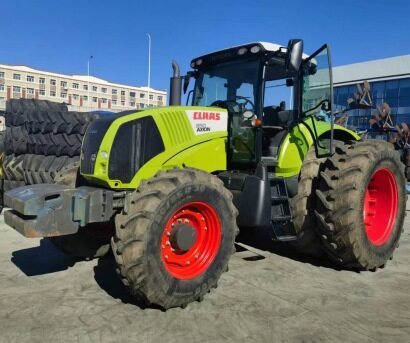 CLAAS 克拉斯850拖拉機(jī)