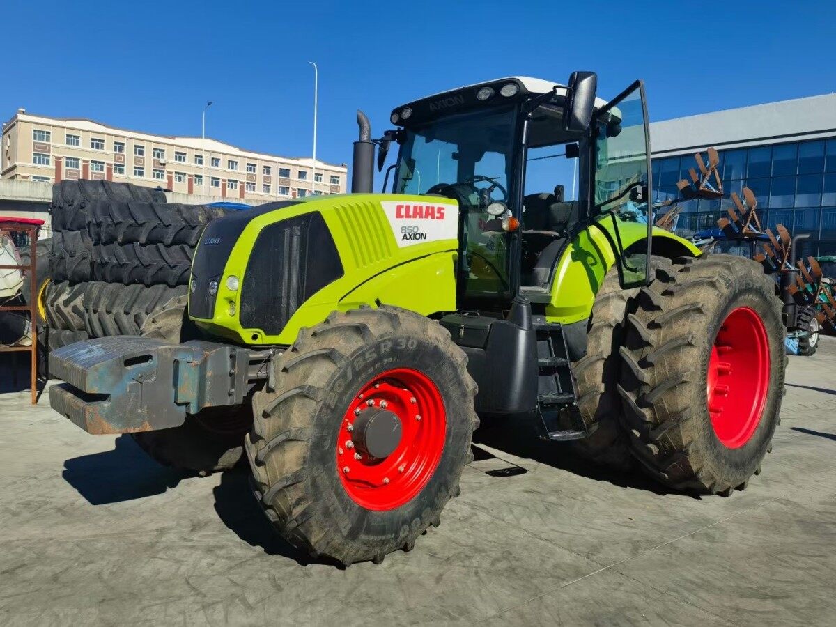 CLAAS 克拉斯850拖拉机