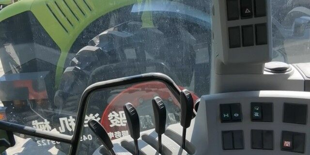 CLAAS 克拉斯2504拖拉机