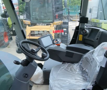 CLAAS 克拉斯XERION4000拖拉機