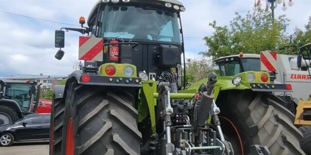 CLAAS 克拉斯XERION4000拖拉机