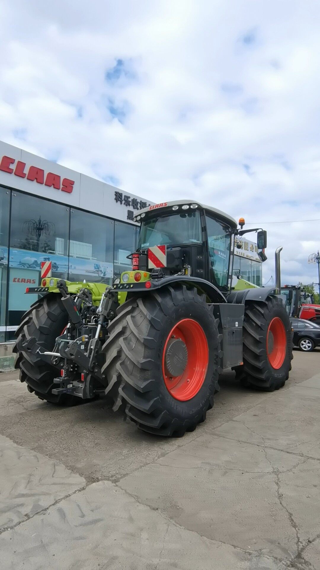 CLAAS 克拉斯XERION4000拖拉机