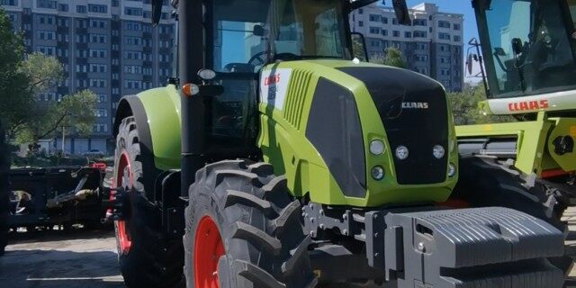 CLAAS 克拉斯2504拖拉机