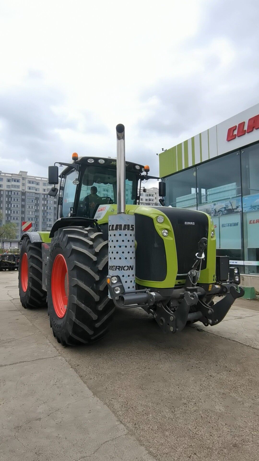 CLAAS 克拉斯XERION4000拖拉机