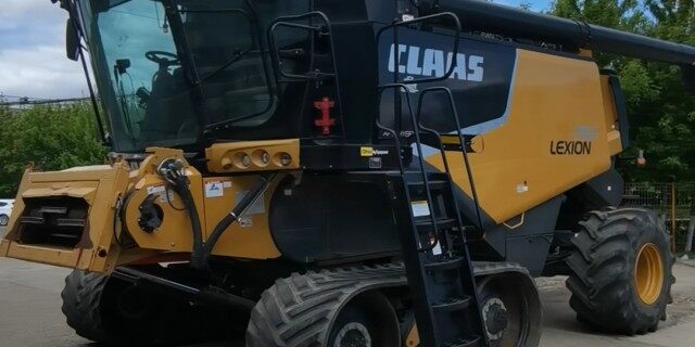 CLAAS 克拉斯LEXION750收割机