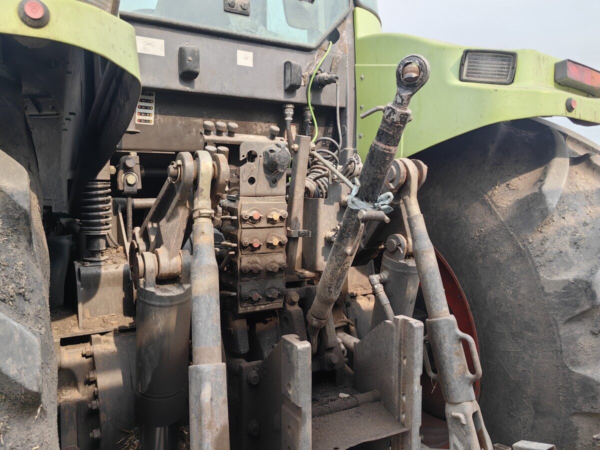 CLAAS 克拉斯946拖拉机