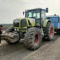 CLAAS 克拉斯946拖拉機(jī)