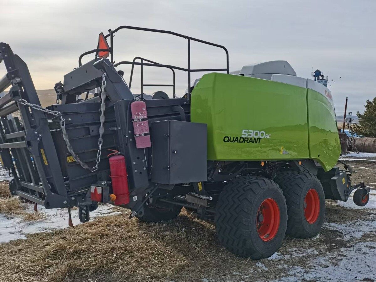 CLAAS 克拉斯QUADRANT5300RC打捆机