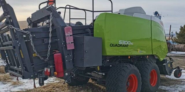 CLAAS 克拉斯QUADRANT5300RC打捆机