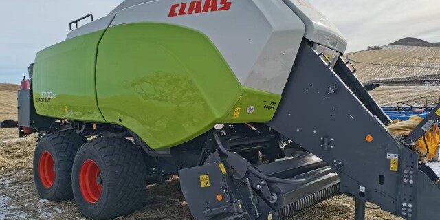 CLAAS 克拉斯QUADRANT5300RC打捆机