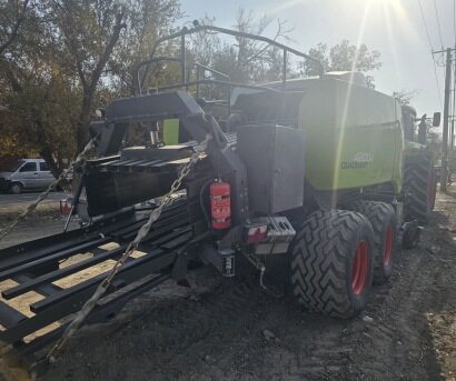 CLAAS 克拉斯4200打捆機(jī)