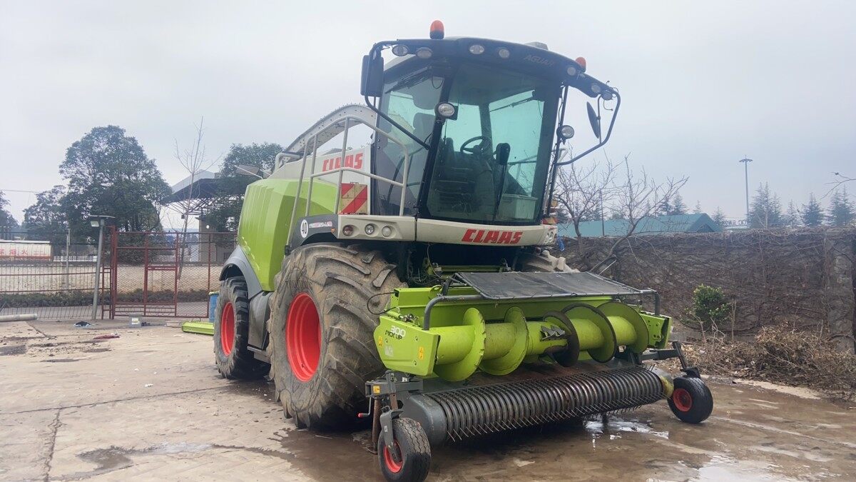 CLAAS 克拉斯JAGUAR970青贮机