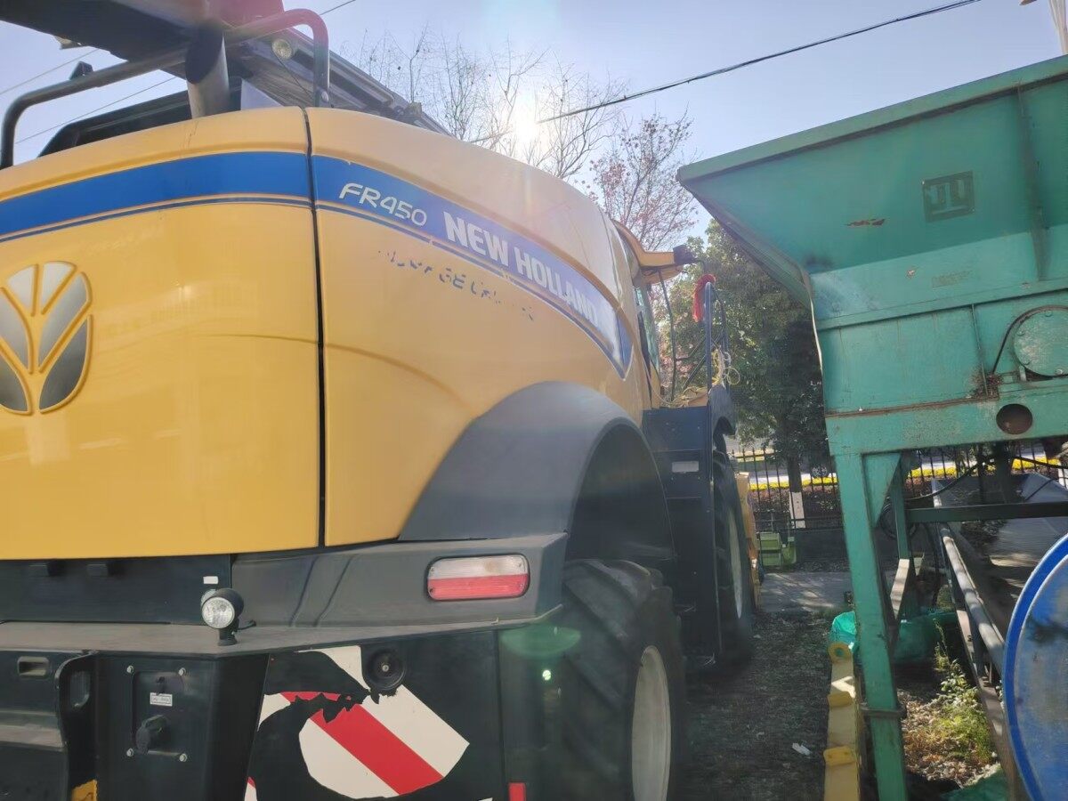 NewHolland纽荷兰纽荷兰FR450青贮机