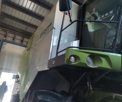 CLAAS 克拉斯D370收割機