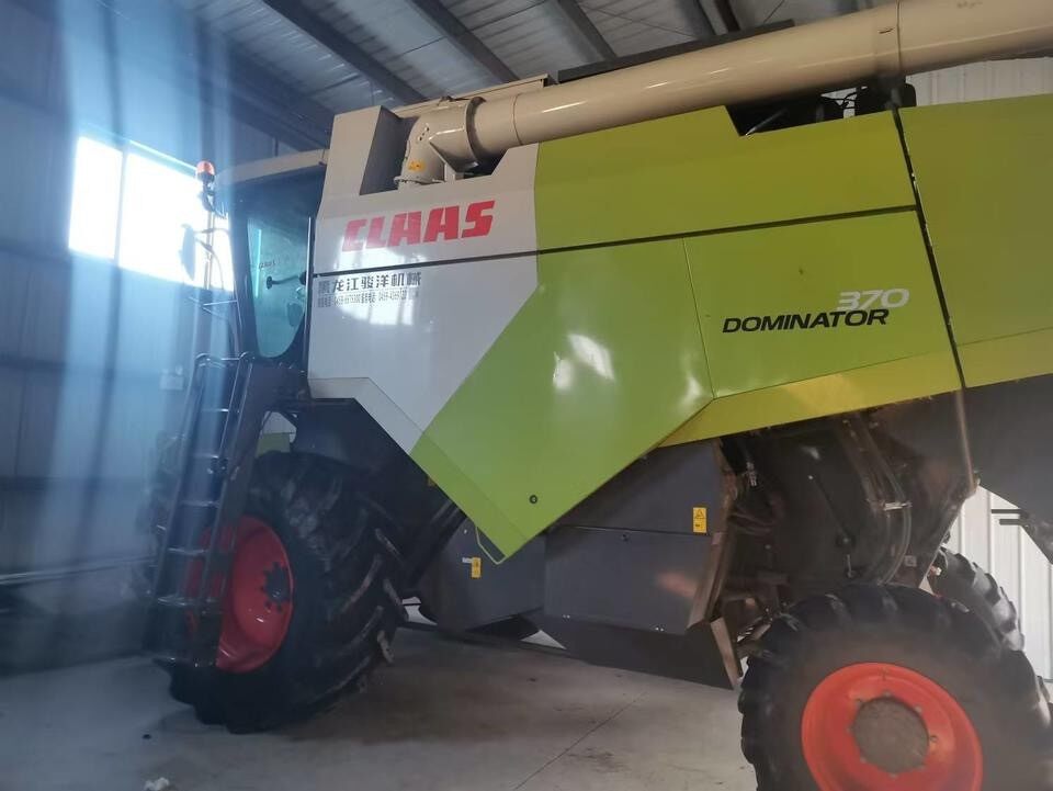 CLAAS 克拉斯D370收割机