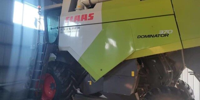 CLAAS 克拉斯D370收割机