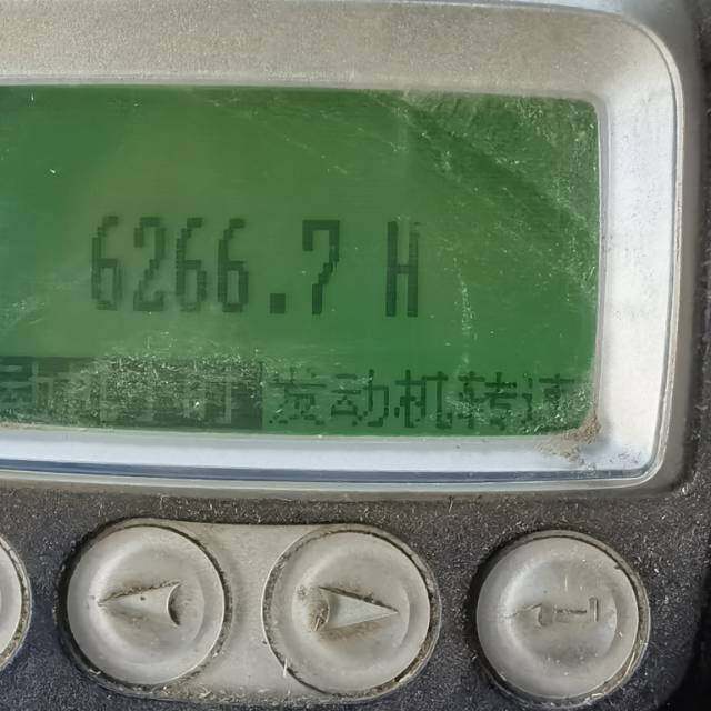 JohnDeere 约翰迪尔W230收割机