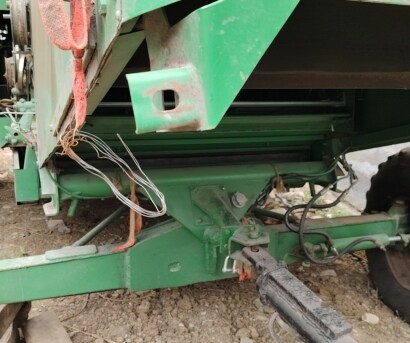 JohnDeere 約翰迪爾W230收割機