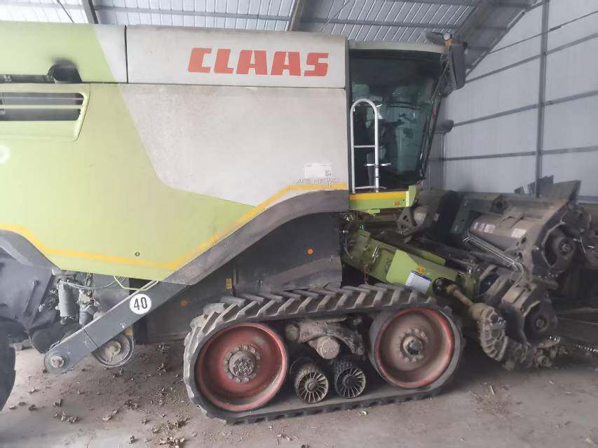 CLAAS 克拉斯LEXION 760TT收割机