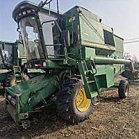 JohnDeere 约翰迪尔W230收割机