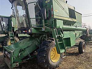 二手JohnDeere 约翰迪尔W230收割机