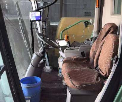 JohnDeere 約翰迪爾S690收割機