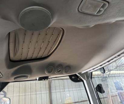 LOVOL雷沃2004-5G拖拉機