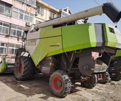 CLAAS 克拉斯D370收割機
