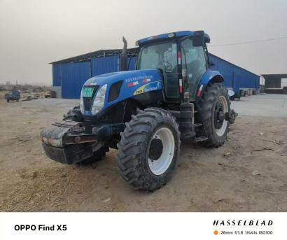 NewHolland紐荷蘭2104拖拉機(jī)