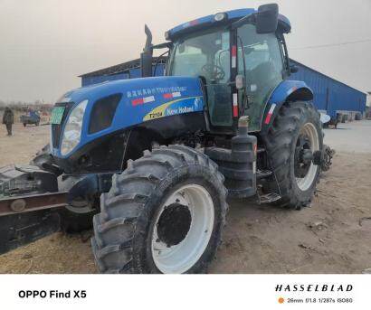 NewHolland紐荷蘭2104拖拉機(jī)