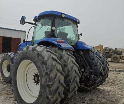 NewHolland紐荷蘭2304拖拉機(jī)