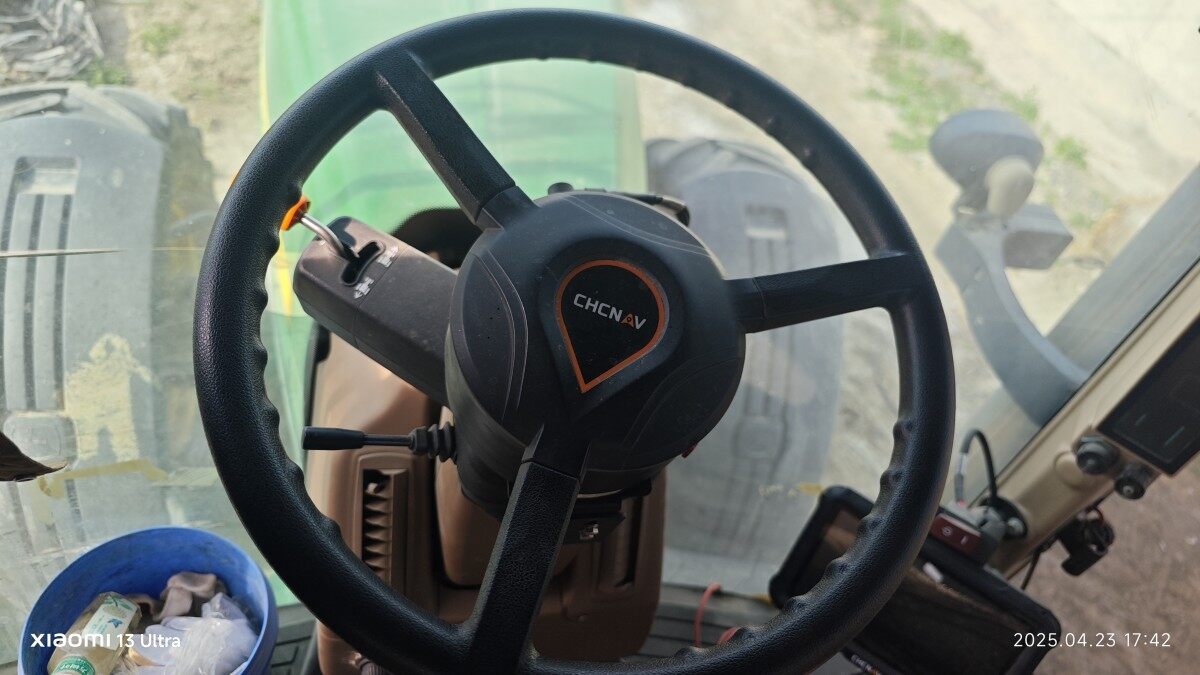 JohnDeere 约翰迪尔7M2204拖拉机