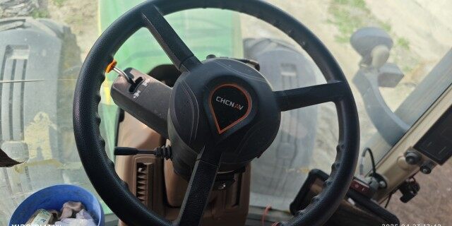 JohnDeere 约翰迪尔7M2204拖拉机