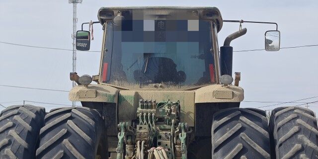 JohnDeere 约翰迪尔7M2204拖拉机