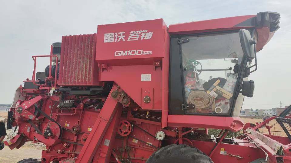 雷沃谷神GM100(4LZ-10M7)纵轴流轮式谷物收获机