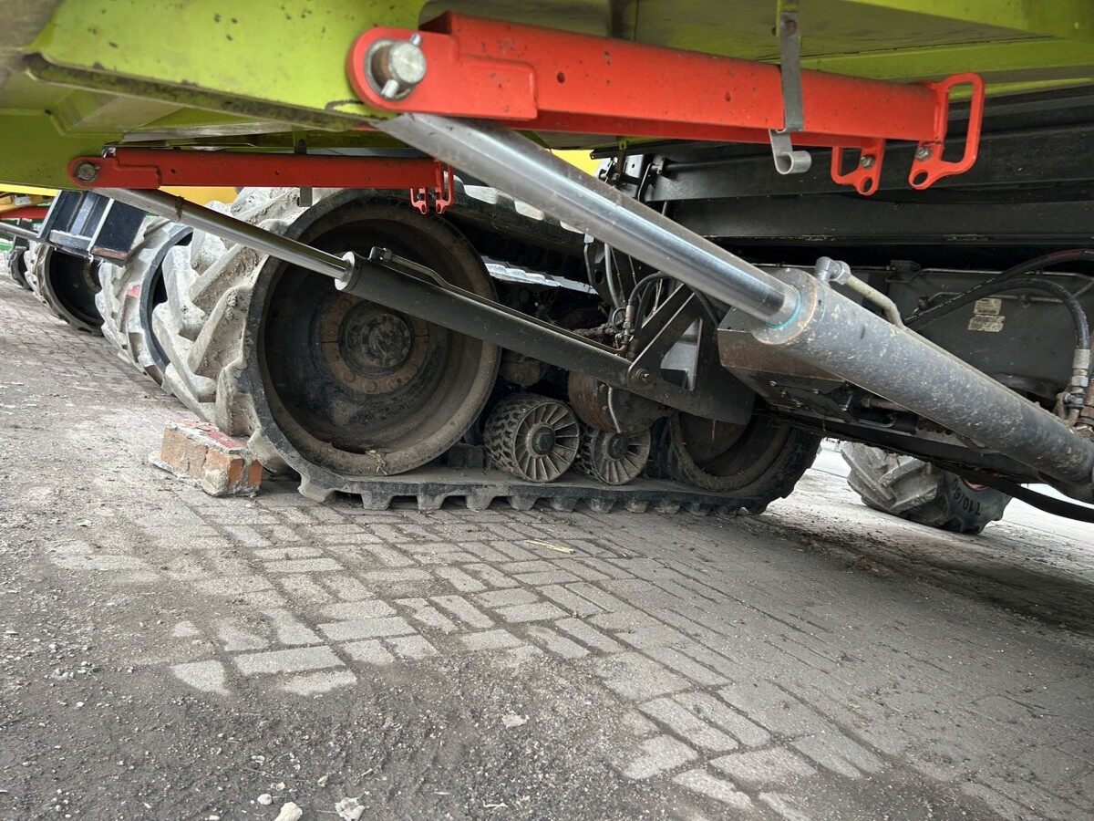 CLAAS 克拉斯克拉斯770TT收割机