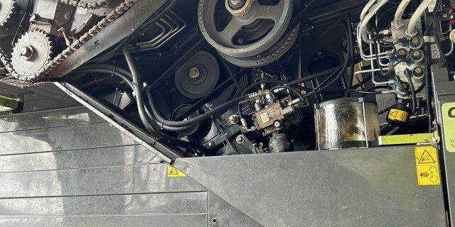CLAAS 克拉斯克拉斯770TT收割机