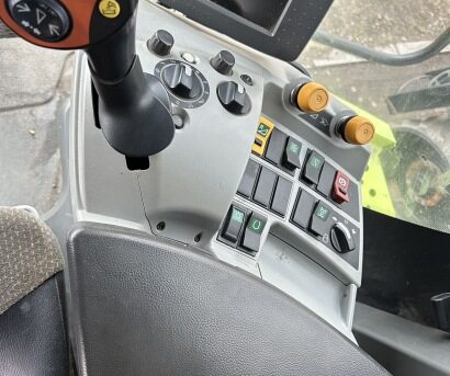 CLAAS 克拉斯克拉斯770TT收割機(jī)