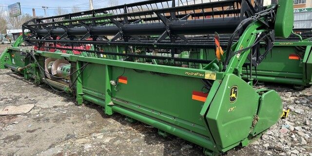 CLAAS 克拉斯克拉斯770TT收割机