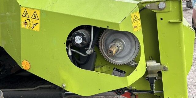 CLAAS 克拉斯克拉斯770TT收割机