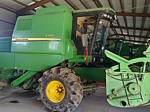 JohnDeere 约翰迪尔C120收割机