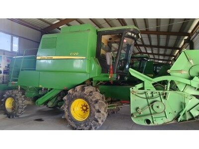 JohnDeere 約翰迪爾C120收割機(jī)