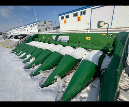 JohnDeere 約翰迪爾S680收割機