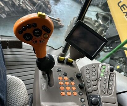 JohnDeere 約翰迪爾S680收割機