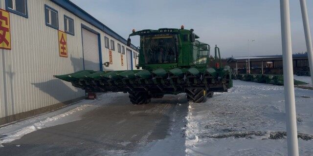 JohnDeere 约翰迪尔S680收割机