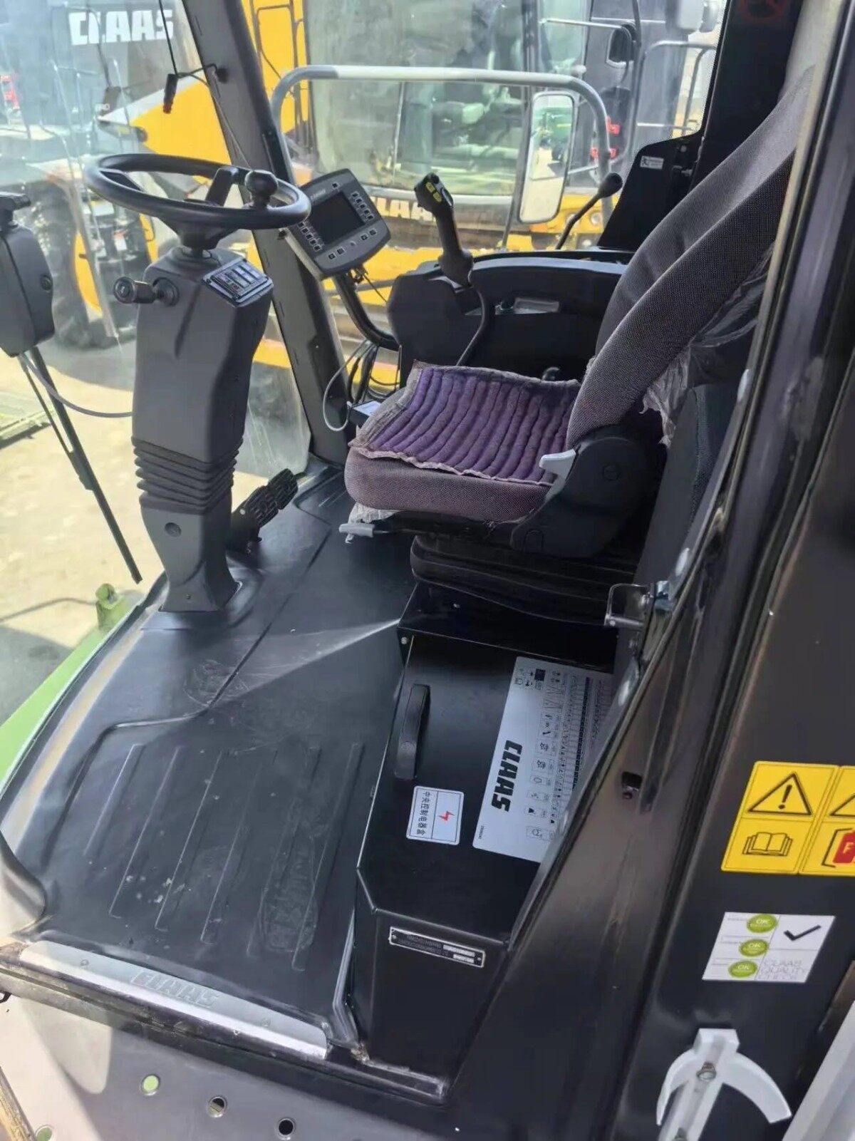 CLAAS 克拉斯D370收割机