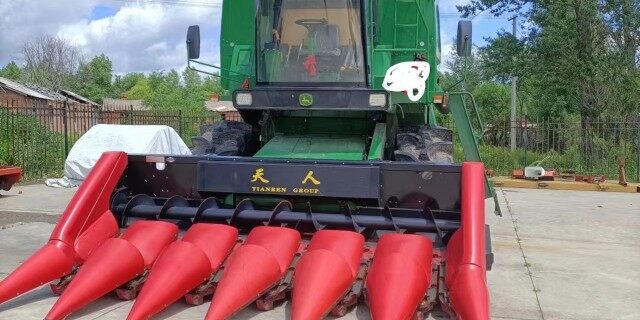 JohnDeere 约翰迪尔R230收割机